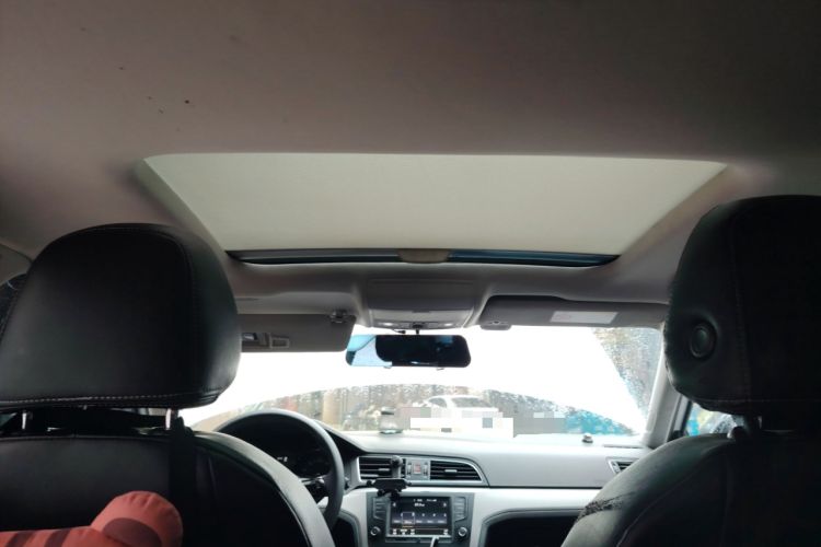 Used Volkswagen Lamando 2017 230TSI Manual Trend Edition Headliner