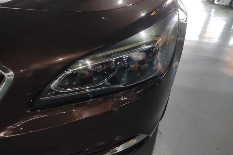 Used Buick LaCrosse 2018 28T Elite Edition
