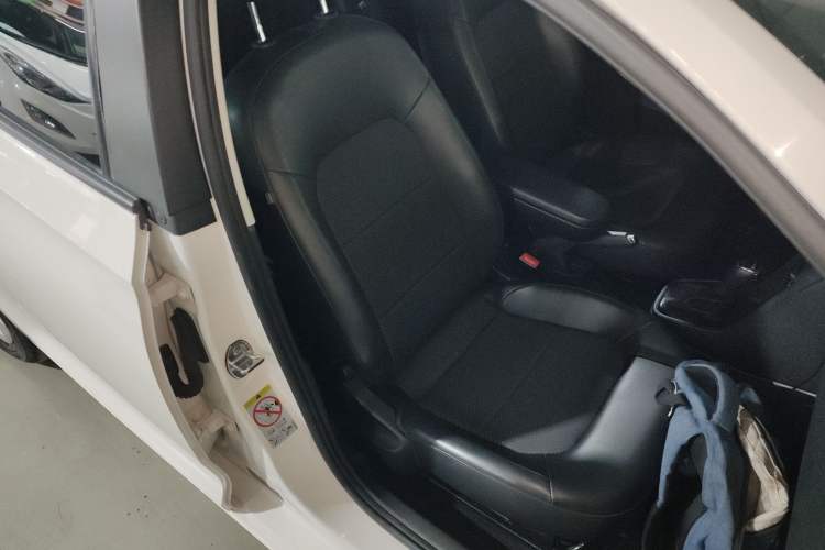 Used Skoda Rapid Spaceback 2014 1.6L Automatic Enjoyment Edition
