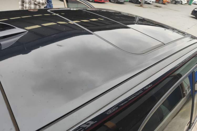 Used ORA Good Cat 2021 400km Standard Range Venus Edition Lithium-Ion Battery Roof