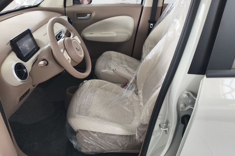 Used Wuling Hongguang MINIEV 2025 Four-Door Version Advanced Edition Left Front Seat