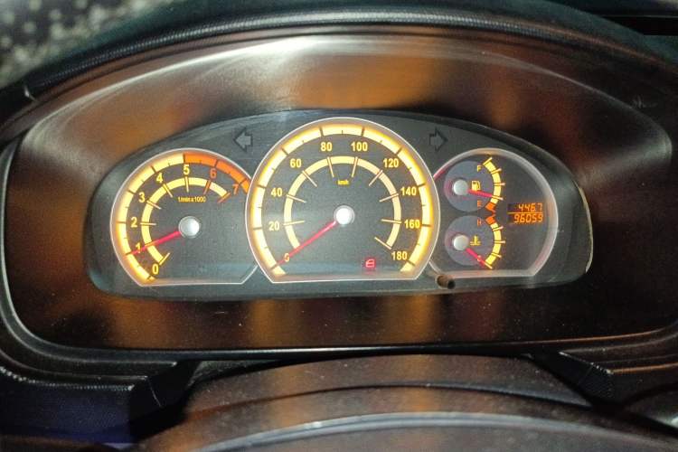Used Jinbei Hiace 2016 2.0L Luxury Version V19 Instrument Cluster