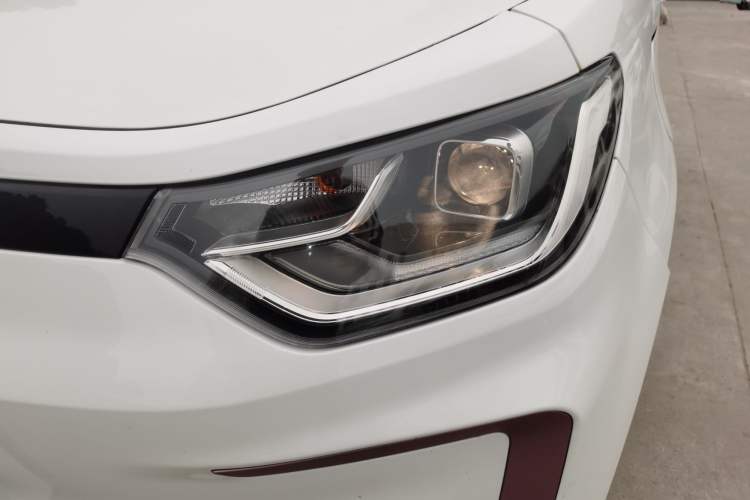 Used SOL E10X 2023 301 km Four-Leaf Clover 36 kW