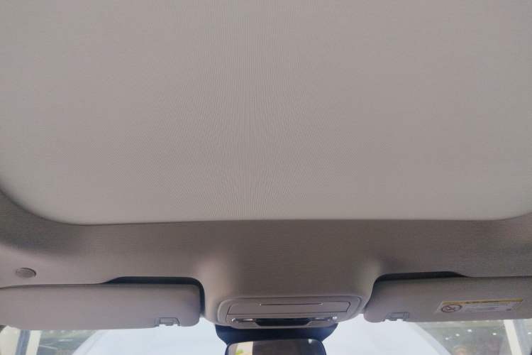 Used Lincoln Z 2024 2.0T Two-Wheel Drive Luxury Hybrid Version Headliner