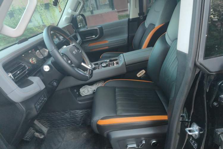 Used BAIC Off-Road BJ40 Electric Drive 2025 Advanced Edition Left Front Seat