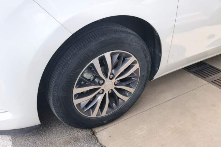 Used Buick GL8 2021 ES Landtrek 653T Comfort Edition
