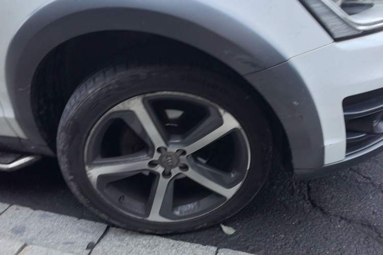 Used Audi Q5 2016 40 TFSI Luxury Model