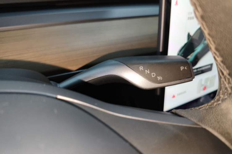 Used Tesla Model Y 2021 Long-Range All-Wheel-Drive Version Gear Lever