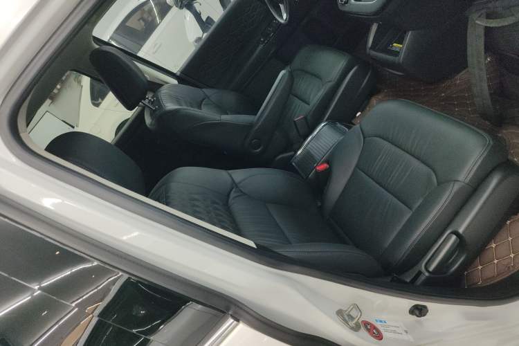 Used Honda Elysion 2022 2.0L eHEV Luxury First Edition