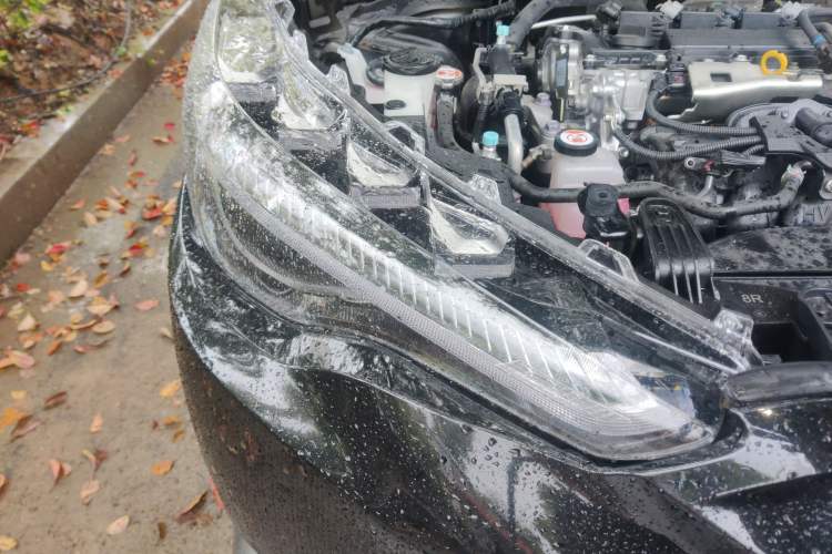 Used Toyota FRONTLANDER 2023 2.0L Smart Electric Hybrid Dual-Engine Luxury Edition Right Front Headlight