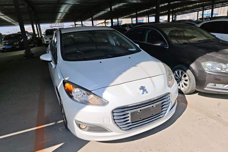 Used Peugeot 308 2014 Enjoy Edition Classic 1.6L Automatic Premium Model Front Right 45 Deg