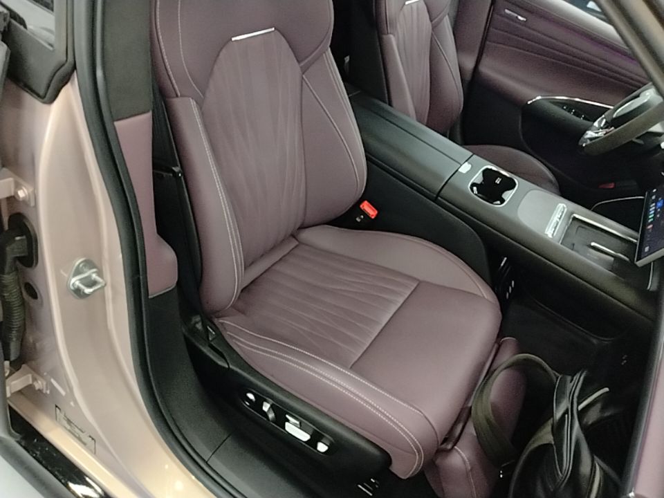 Xiaomi Auto SU7 2026 Model Max — снимка 19