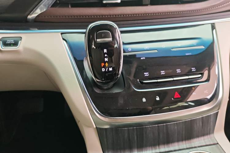 Used Buick GL8 2021 Land Cruiser Executive 652T Premium Model
