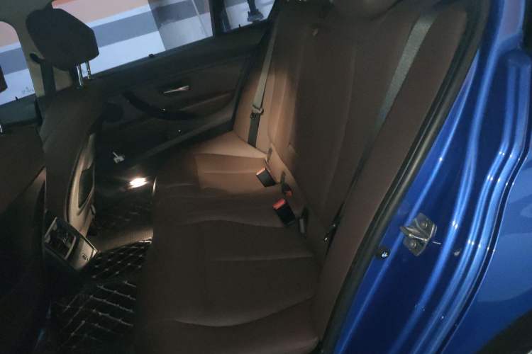 Used BMW 3 Series 2018 320Li Leading Model M Sport Package
