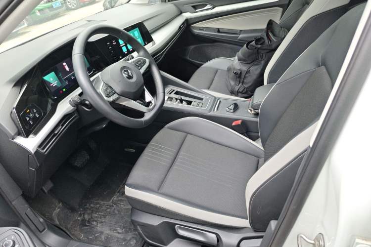 Used Volkswagen Golf 2023 280TSI DSG Pro
