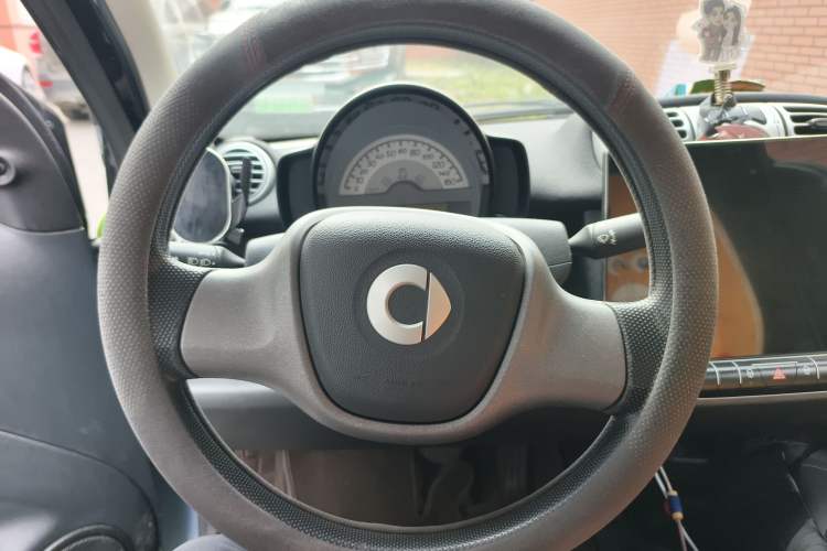 Used smart fortwo 2012 1.0 MHD Hardtop Standard Edition
