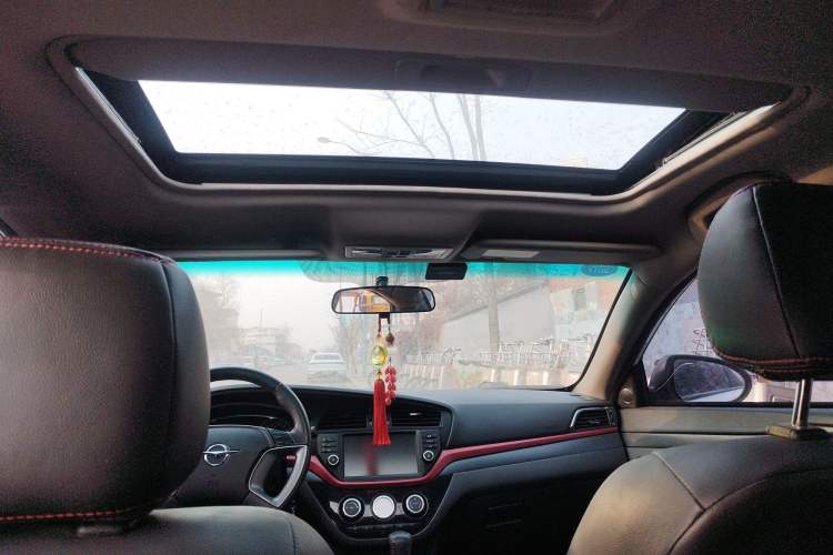 Used Haima M6 2015 1.5T CVT Sporty Smart Model
