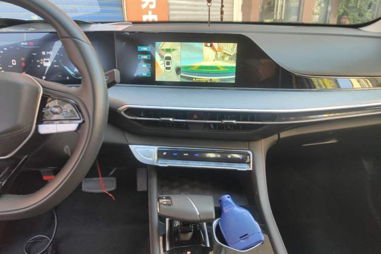 Used CHANGAN Eado 2024 PLUS Blue Whale NE 1.4T GDI DCT High-Energy Edition