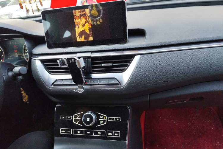 Used Hongqi H5 2020 1.5T DCT Flagship Edition
