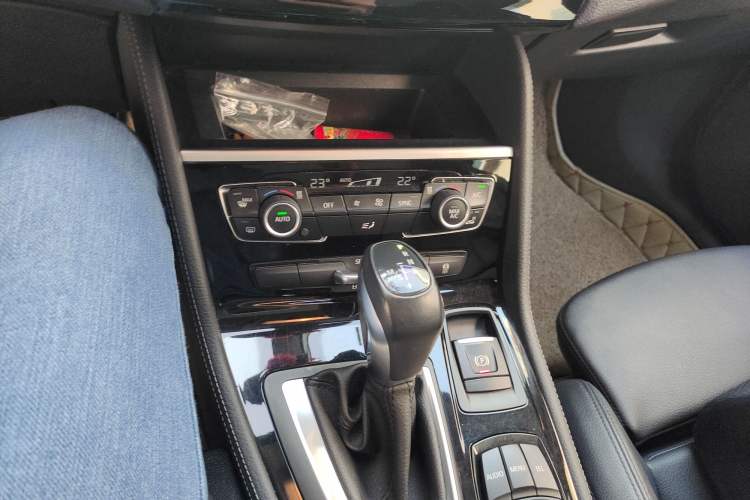 Used BMW 2 Series Active Tourer 2016 218i Sports Design Package
