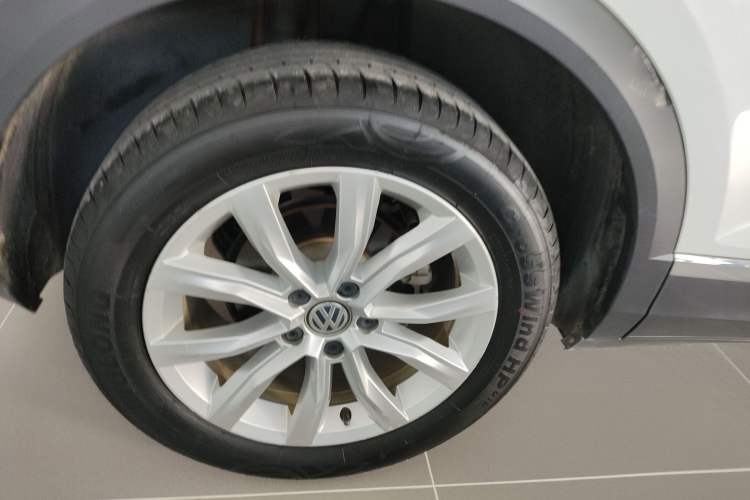 Used Volkswagen T-ROC 2020 230TSI DSG Two-Wheel Drive Advanced Version