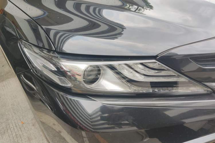 Used Toyota Camry 2022 2.0S Knight Edition Right Front Headlight