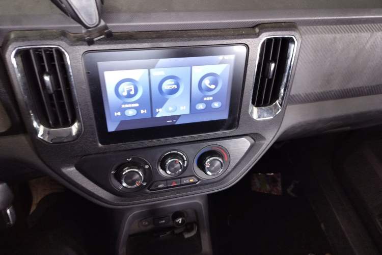 Used Wuling Zhengtu 2021 1.5L Adventure LAR Audio And AC Panel