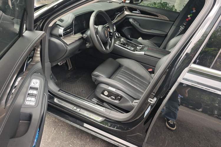 Used Hongqi H9 2022 2.0T Smart Connect Flagship Edition Driver Seat
