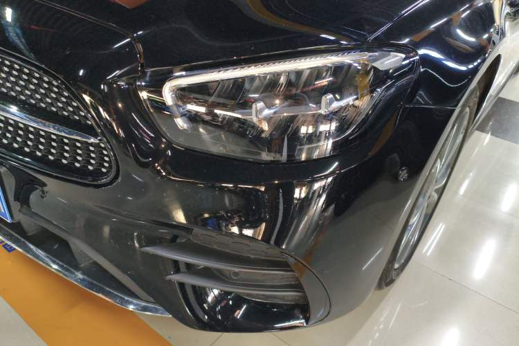 Used Mercedes-Benz E-Class 2022 E 300 L Sport Luxury Edition Left Front Headlight