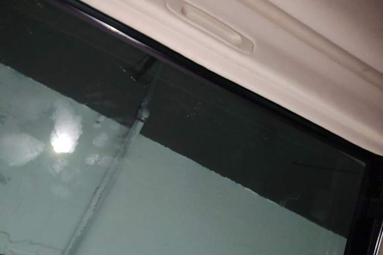 Used Mitsubishi Outlander 2019 2.0L Two-Wheel Drive Comfort Edition 7-Seater China VI Standard Headliner