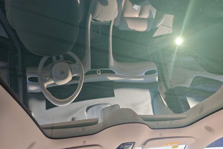 Used IM L6 2024 Max Standard Edition Headliner