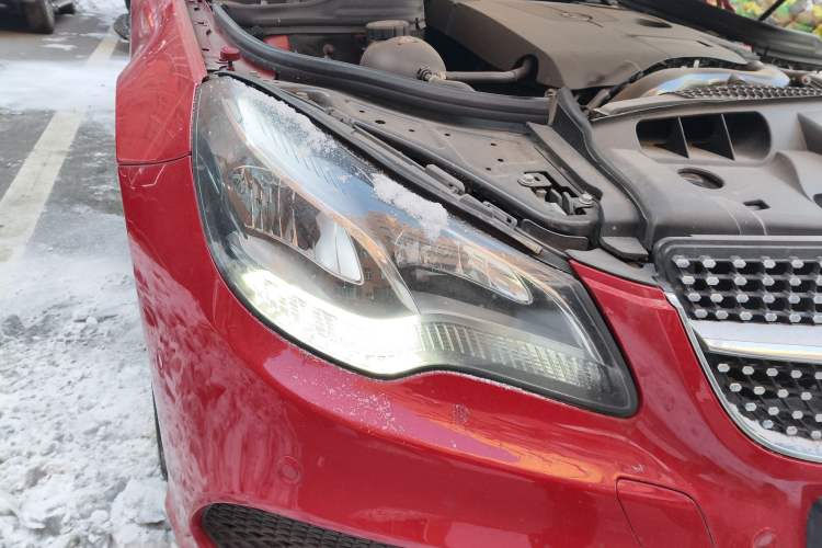 Used Mercedes-Benz E-Class 2014 E 200 Coupe Right Front Headlight