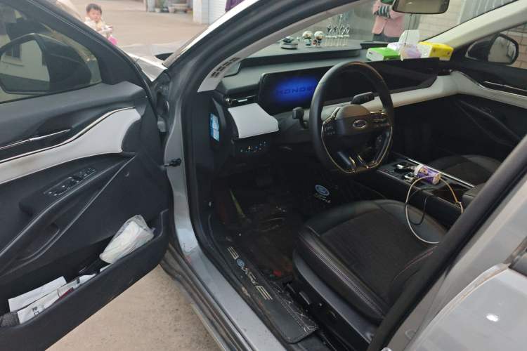 Used Ford Mondeo 2022 Restyled EcoBoost 245 Luxury Version Driver Seat