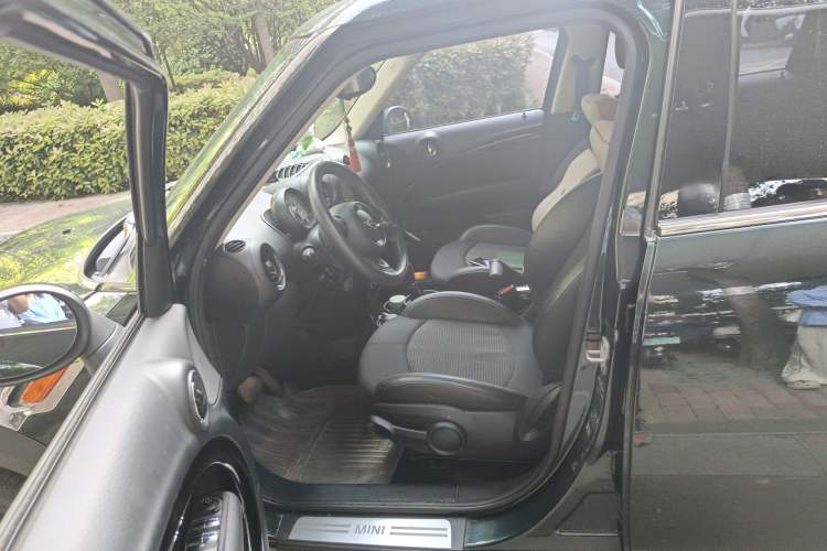 Used MINI Countryman 2014 1.6L COOPER Fun
