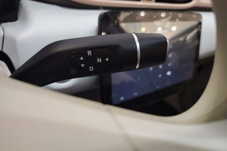 Used Leapmotor T03 2024 310 Comfort Edition Gear Lever