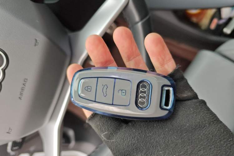 Used Audi Q5 e-tron 2022 40 e-tron Starry Edition Luxury Package