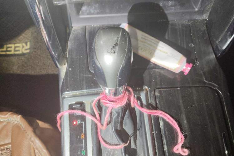 Used Toyota Reiz 2010 2.5V Fengdu Elite Edition Gear Lever