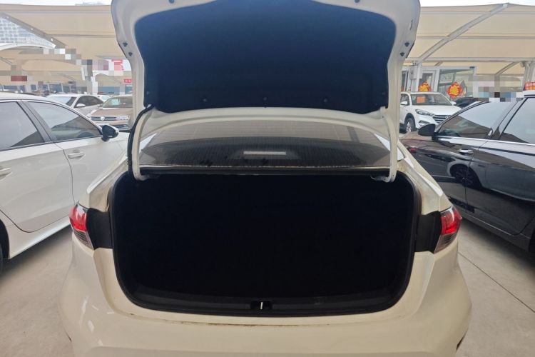 Used Toyota Levin 2023 Smart Electric Hybrid Dual-Engine 1.8L Luxury Edition Trunk