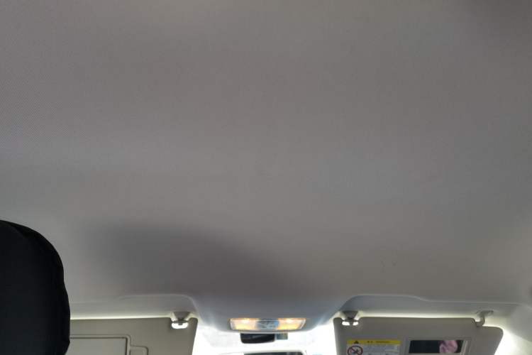 Used Jetta VS5 2019 280TSI Manual Entry-Level Model Headliner