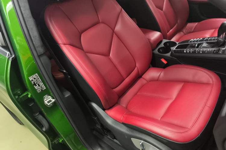 Used Porsche Macan 2021 Macan 2.0T