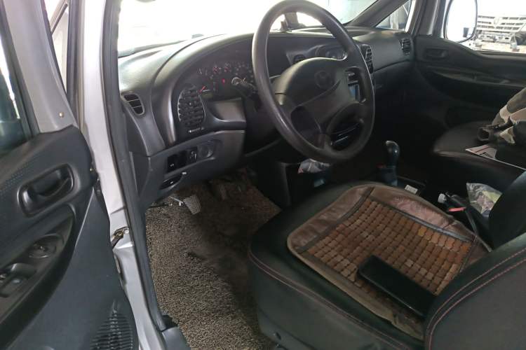 Used JAC Group Refine 2012 2.0L Timeless Edition HFC4GA3 Driver Seat