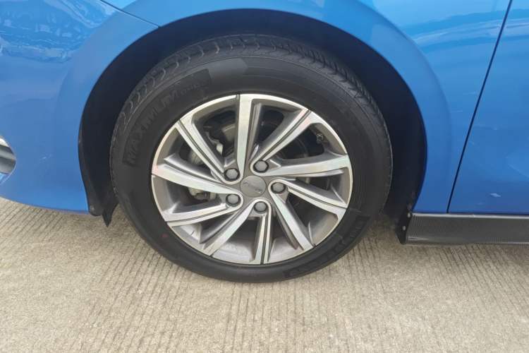 Used Geely Auto Binray 2019 200T DCT Binchi Edition Exterior 4