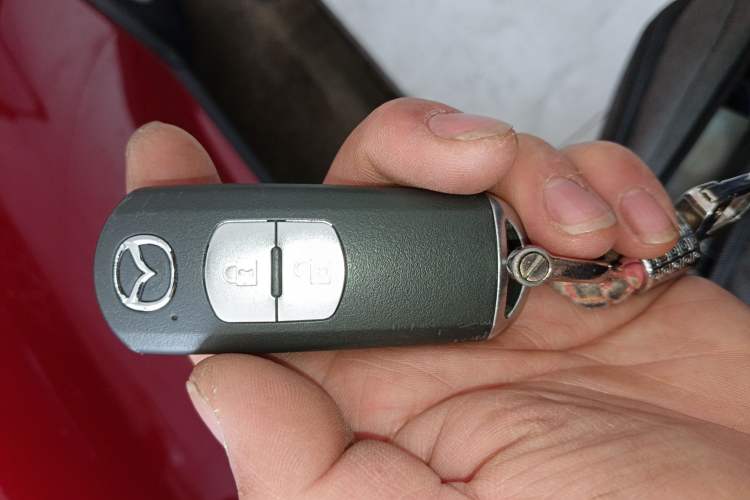 Used Mazda CX-4 2018 2.0L Automatic Two-Wheel Drive Blue Sky Dynamic Version China V Standard
