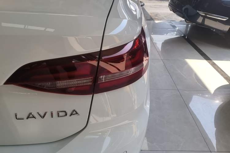 Used Volkswagen Lavida 2024 1.5L Automatic Starry Sky 5 Million Edition