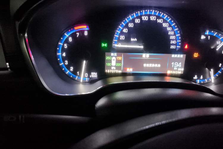 Used Cadillac SRX 2015 3.0L Luxury Model
