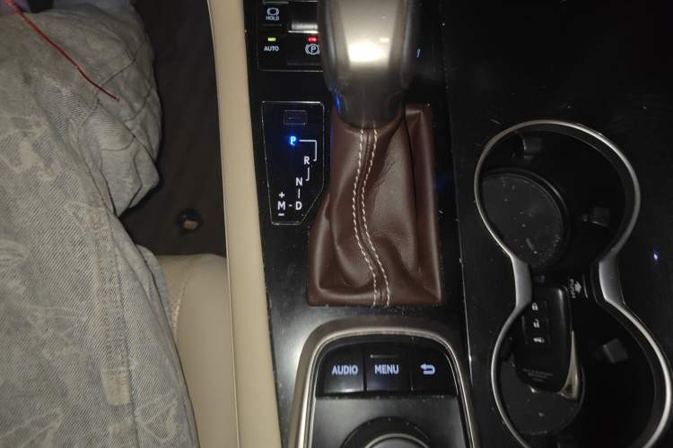 Used Lexus RX 2016 300 Two-Wheel Drive Comfort Edition China V Standard
