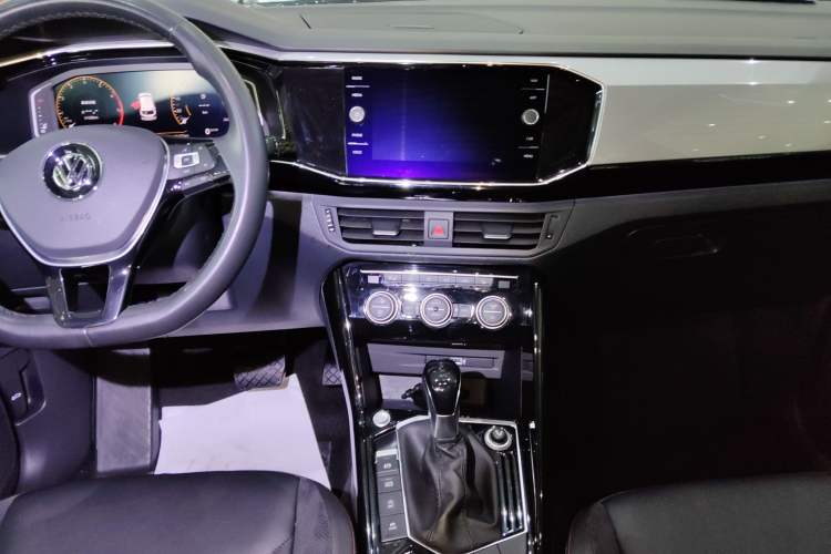 Used Volkswagen Tayron 2019 330TSI Two-Wheel-Drive Luxury Plus China VI Standard