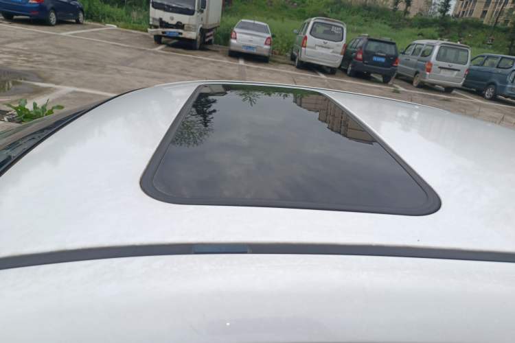 Used Mazda 6 2014 2.0L Automatic Classic Version Roof