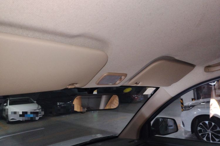 Used Wuling Hongguang V 2019 1.5L Jingqu Edition Sealed-Window Vehicle China VI LAR Headliner