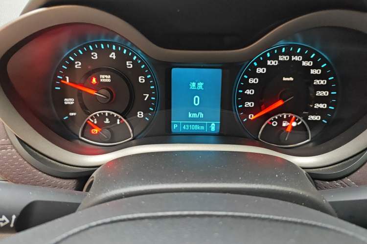 Used Chevrolet Malibu 2018 530T Automatic Luxury Edition Odometer Close Up